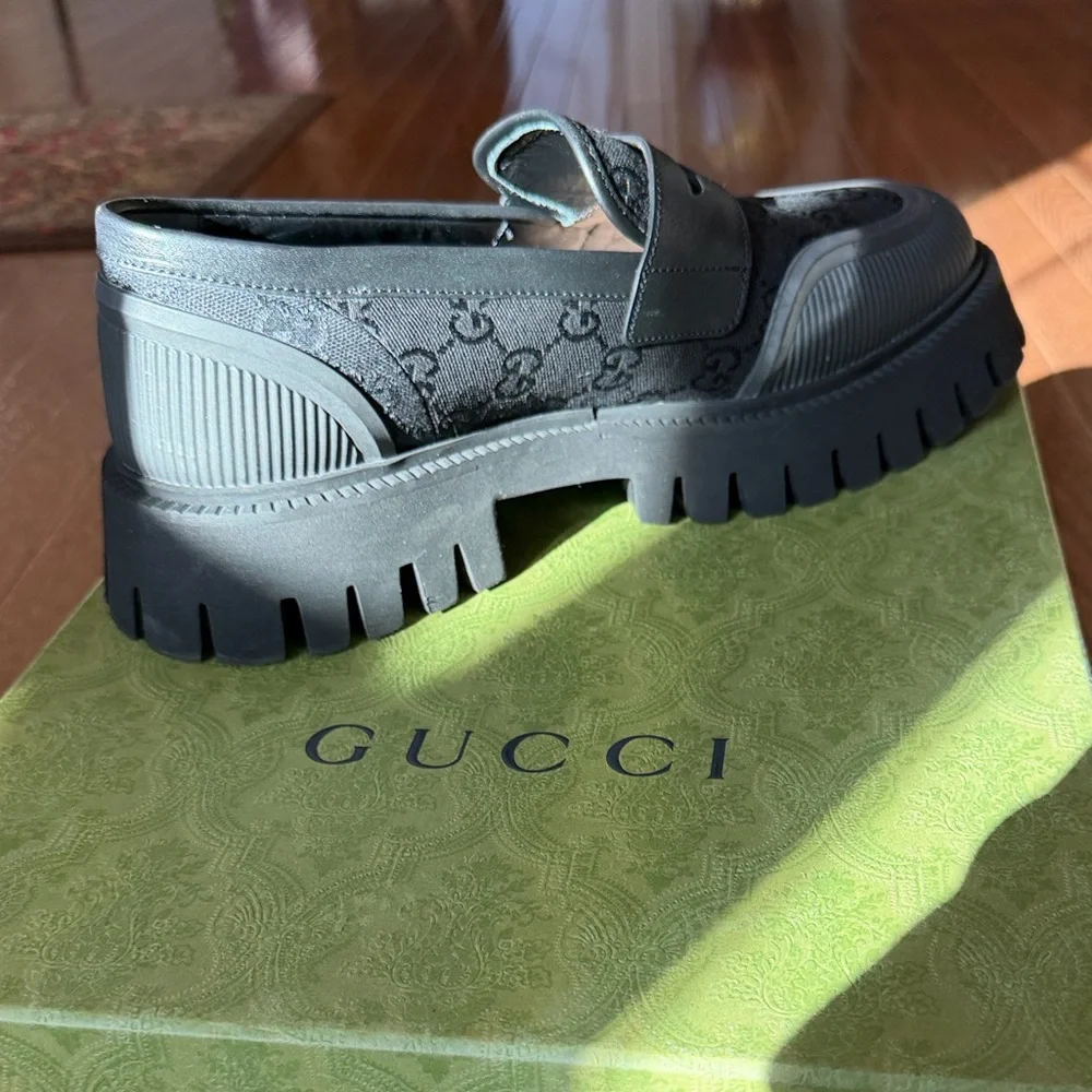 Gucci Men's Loafers - Picture 2 of 5